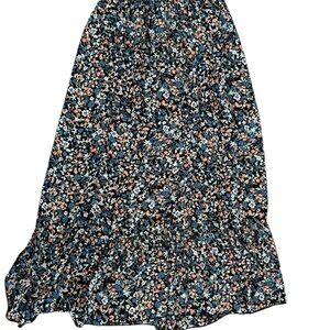 Chic Floral Maxi Skirt - Black and Blue